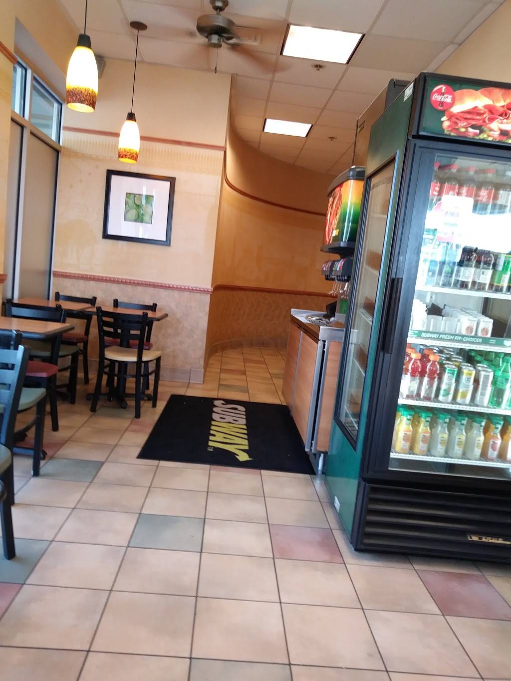 Subway | meal takeaway | 124 North Central #105, Kent, WA 98032, USA | 2538593830 OR +1 253-859-3830