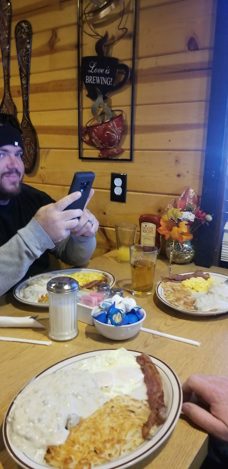 Cafe Azteca | restaurant | 47904 90th St W, Lancaster, CA 93536, USA | 6617280288 OR +1 661-728-0288