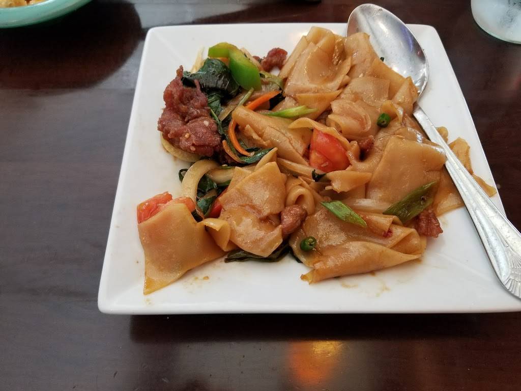 Asian Garden | restaurant | 5451 Merchants View Sq, Haymarket, VA 20169, USA | 5712486608 OR +1 571-248-6608