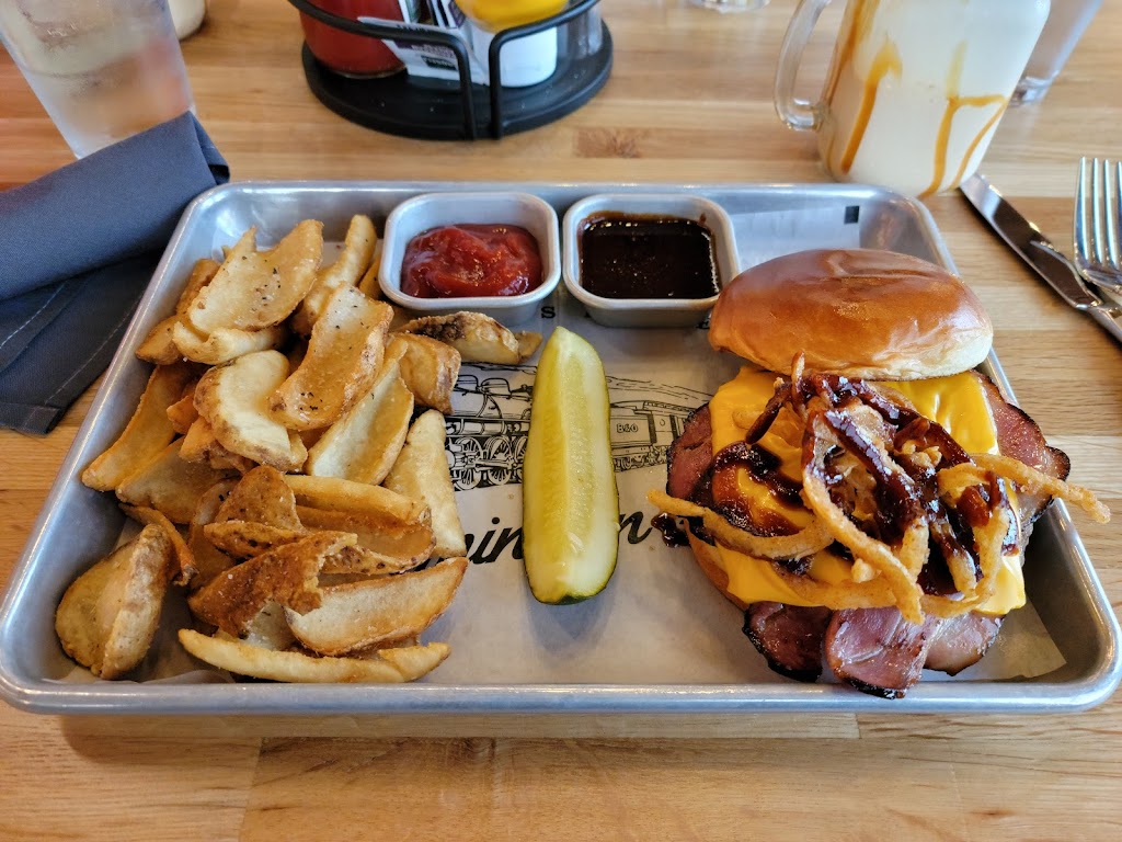 Brakeman’s Burgers | restaurant | 10 S Sierra Madre St, Colorado Springs, CO 80903, USA | 7193758769 OR +1 719-375-8769