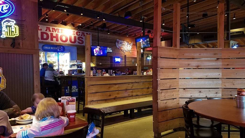 Logans Roadhouse | restaurant | 3160 Gulf Fwy S, Dickinson, TX 77539, USA | 2816140200 OR +1 281-614-0200