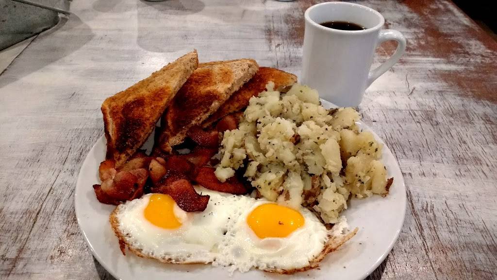 Trixies Saloon | restaurant | 520 Louisa St, Ayton, ON N0G 1C0, Canada | 5196657595 OR +1 519-665-7595