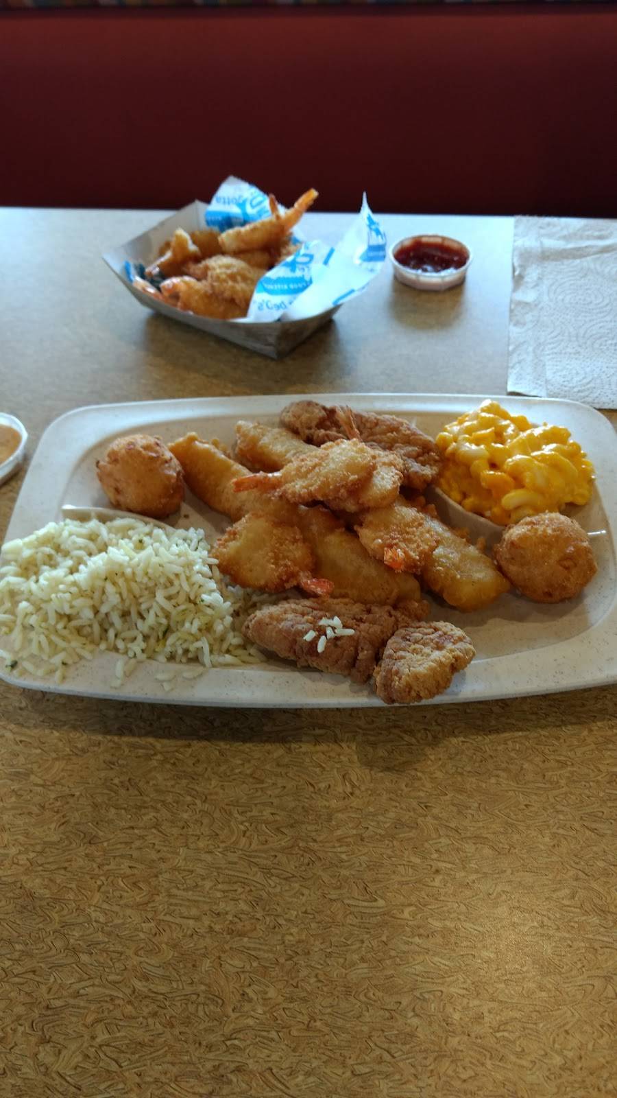 Captain Ds | restaurant | 318 Blanding Blvd, Orange Park, FL 32073, USA | 9042725000 OR +1 904-272-5000