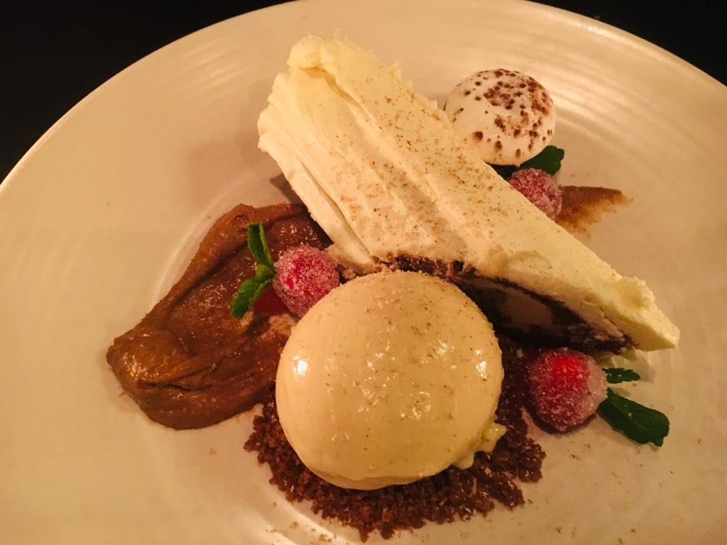 Heritage Restaurant & Caviar Bar | restaurant | 2700 W Chicago Ave, Chicago, IL 60622, USA | 7736619577 OR +1 773-661-9577