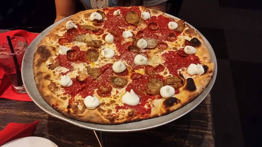 Pizza Rock | restaurant | 2300 Paseo Verde Pkwy, Henderson, NV 89052, USA | 7026162996 OR +1 702-616-2996