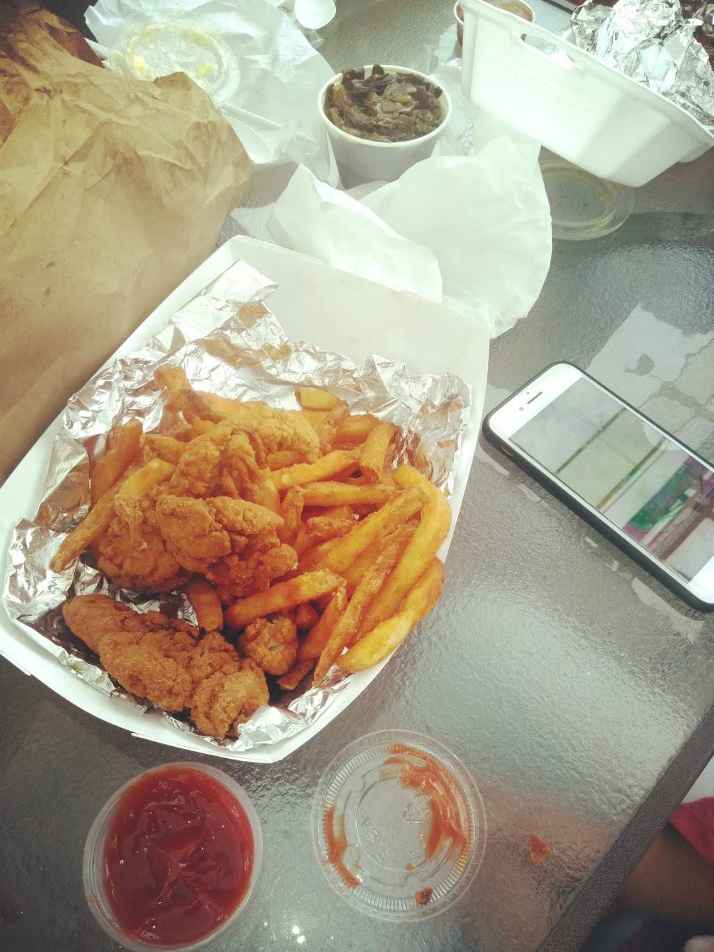 Ooh Wee Bar-B-Q | restaurant | 2008 Jefferson St, Nashville, TN 37208, USA | 6152007191 OR +1 615-200-7191