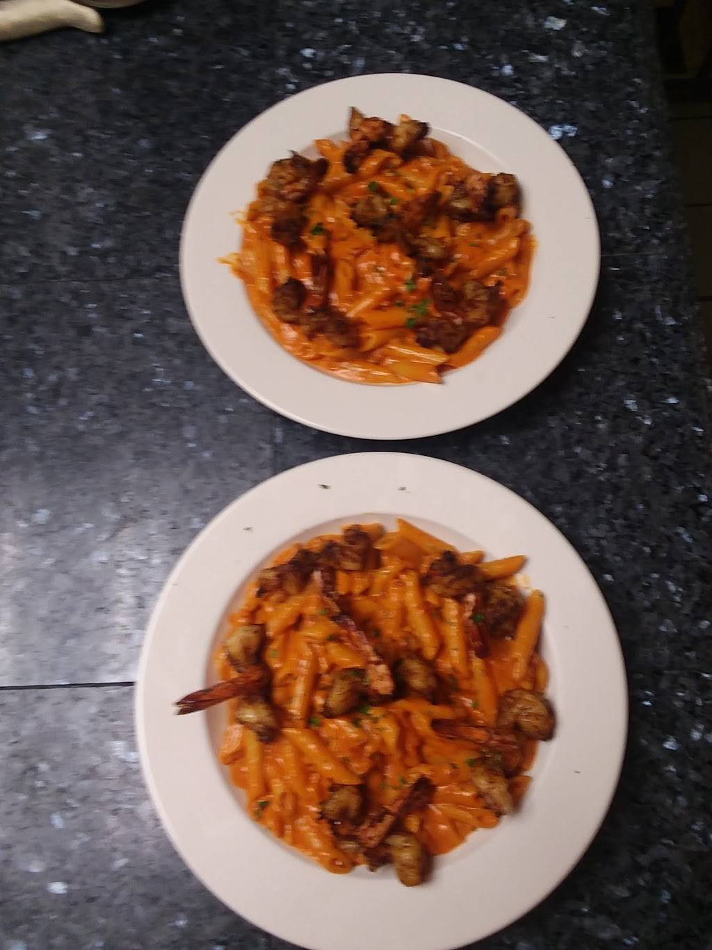 Montebellos Pizzeria & Pasta | restaurant | 107 Lockwood Ave, Yonkers, NY 10701, USA | 9143760891 OR +1 914-376-0891