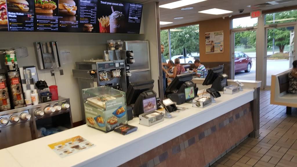 McDonalds | cafe | 236 S Mallory St, Hampton, VA 23669, USA | 7577233656 OR +1 757-723-3656