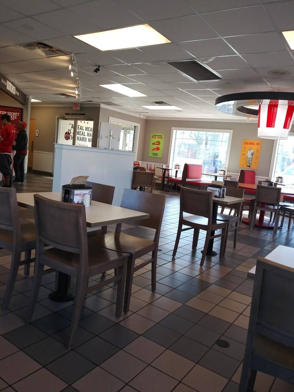 KFC | restaurant | 626 Atlantic Blvd, Neptune Beach, FL 32266, USA | 9042410544 OR +1 904-241-0544