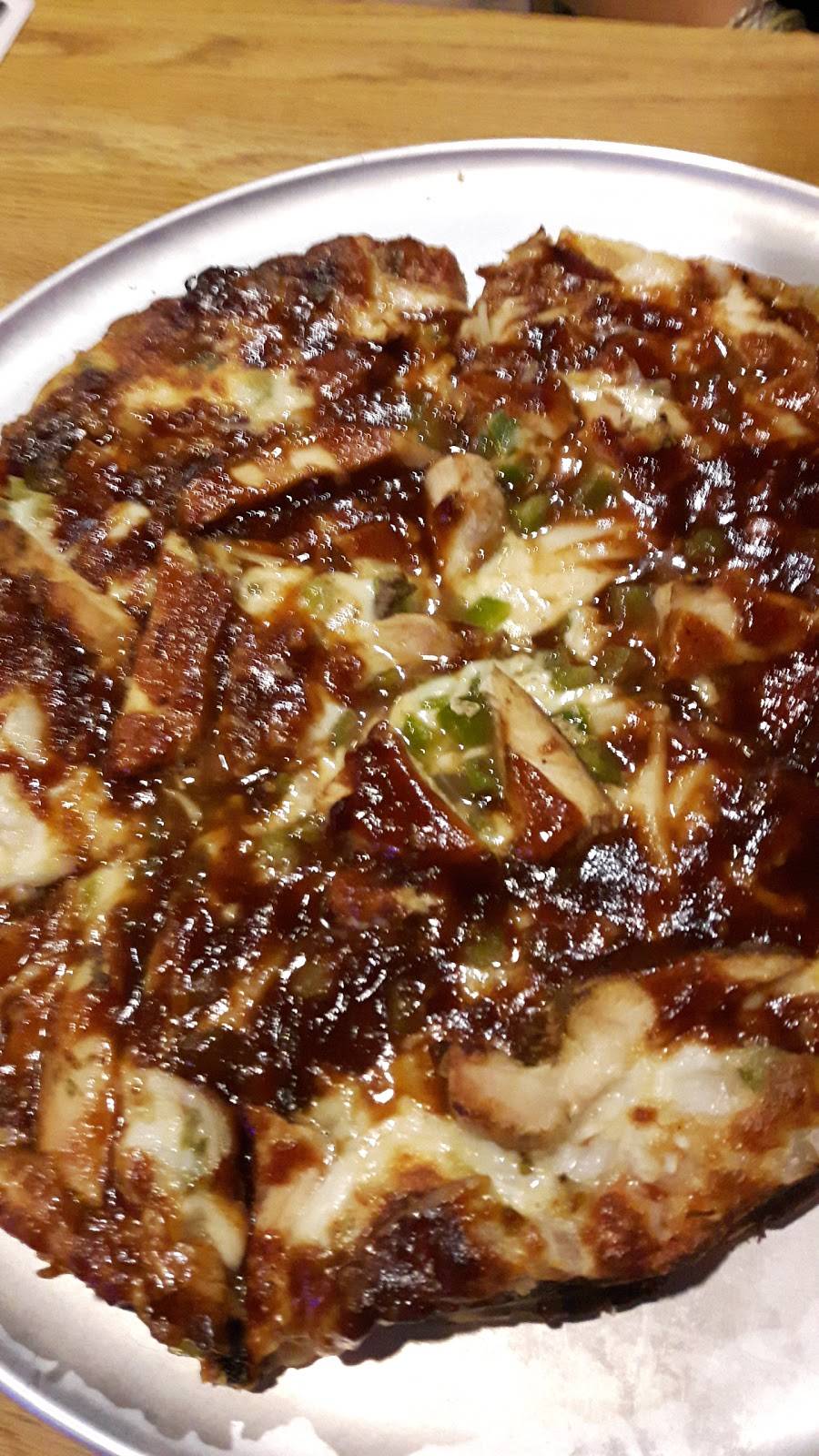 Lord Gainsborough Restaurant | restaurant | 1800 Hyde Park Rd, London, ON N6H 0K1, Canada | 5194724168 OR +1 519-472-4168