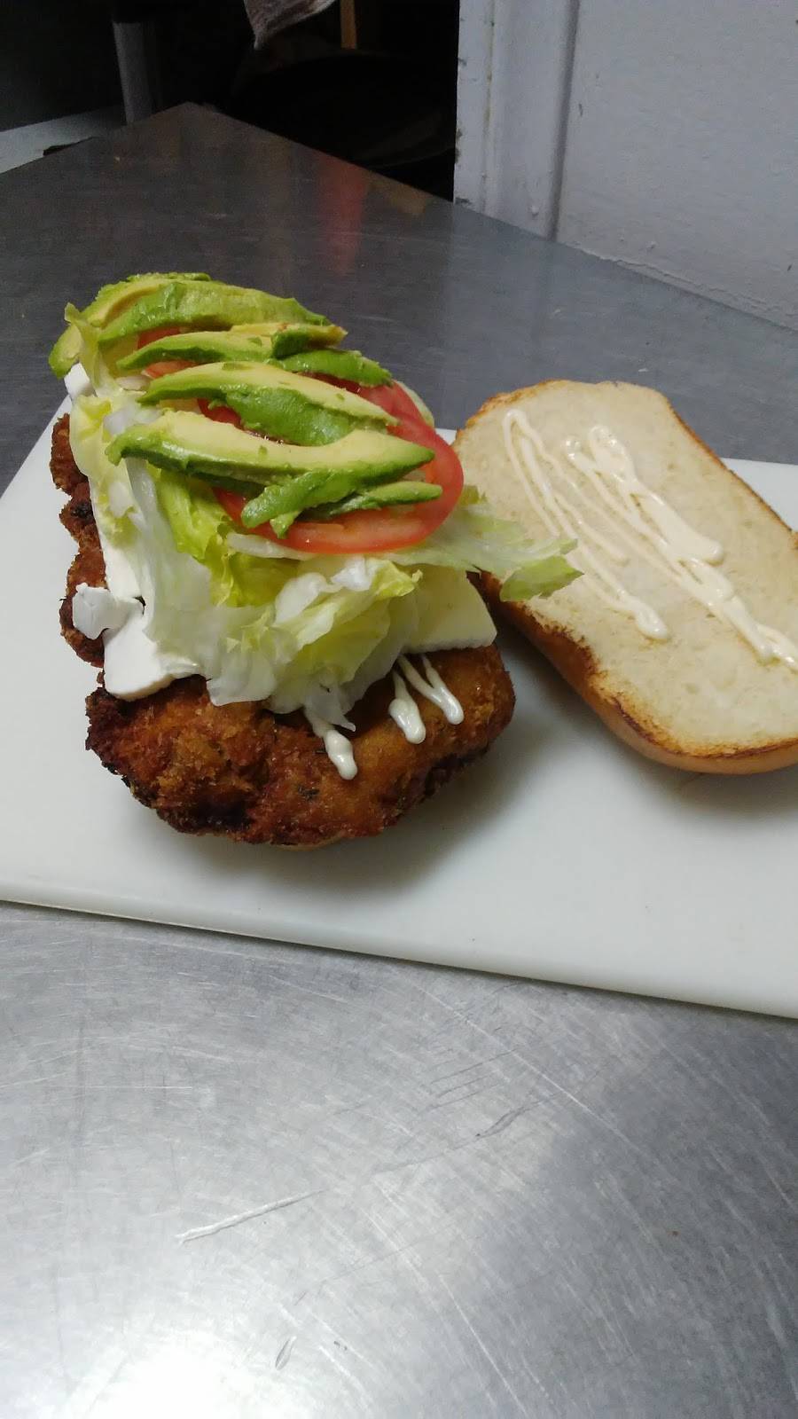 La Villa Cafe | restaurant | 4105 Chevy Chase Dr, Los Angeles, CA 90039, USA | 8183315243 OR +1 818-331-5243