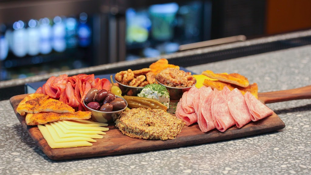 The Library Bar & Eatery | restaurant | 5011 Aspen Grove Dr, Franklin, TN 37067, USA | 6154351698 OR +1 615-435-1698