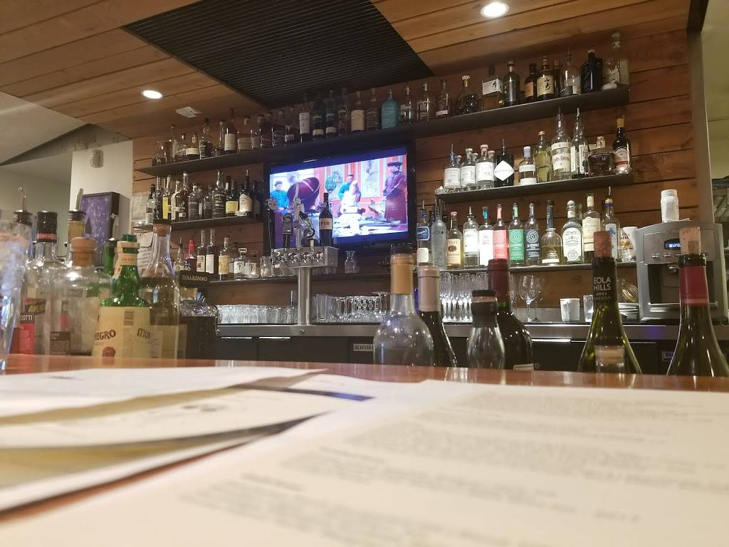 Tuck Shop Kitchen & Bar | restaurant | 2245 N 12th St, Phoenix, AZ 85006, USA | 6023542980 OR +1 602-354-2980