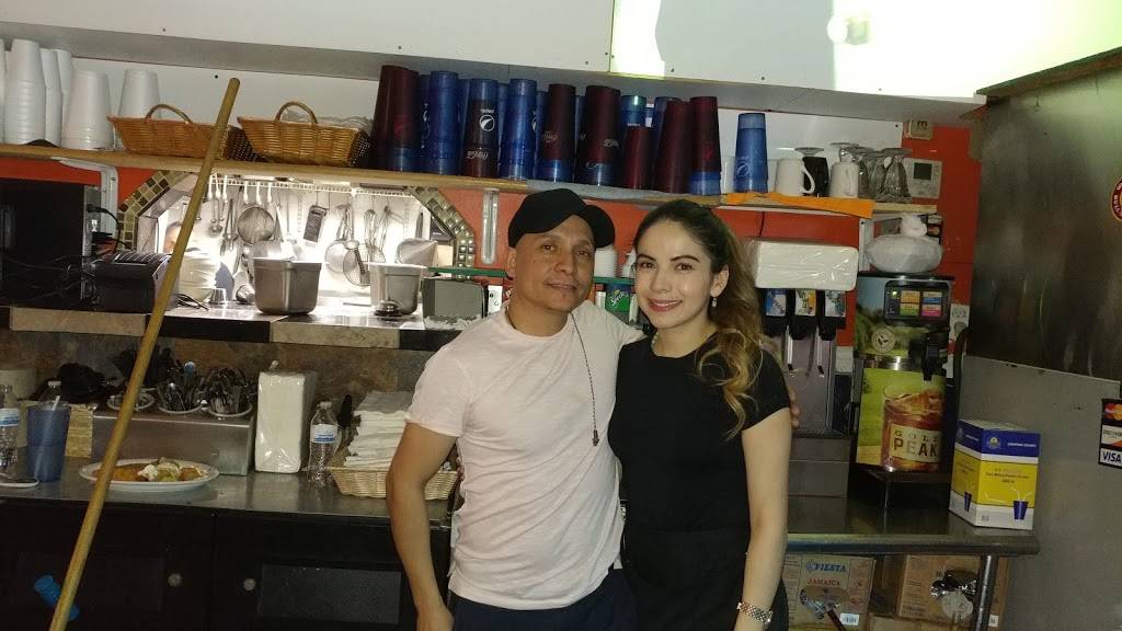 La Morena Mexican Restaurant | restaurant | 9650 E Colfax Ave, Aurora, CO 80010, USA | 7203248435 OR +1 720-324-8435