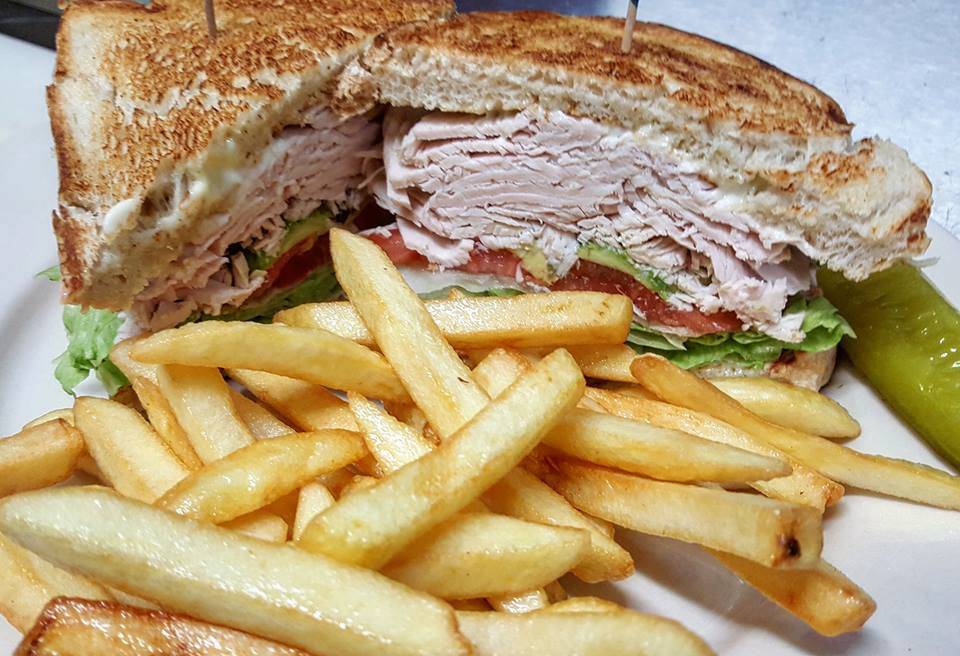 Michaels Family Restaurant | restaurant | 3685 N Federal Hwy, Pompano Beach, FL 33064, USA | 9549420840 OR +1 954-942-0840