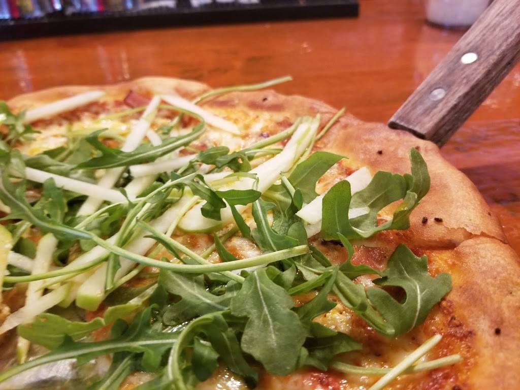 food fanatics kitchen | restaurant | 551 Marshall Ave SW, Roanoke, VA 24016, USA | 5402044767 OR +1 540-204-4767