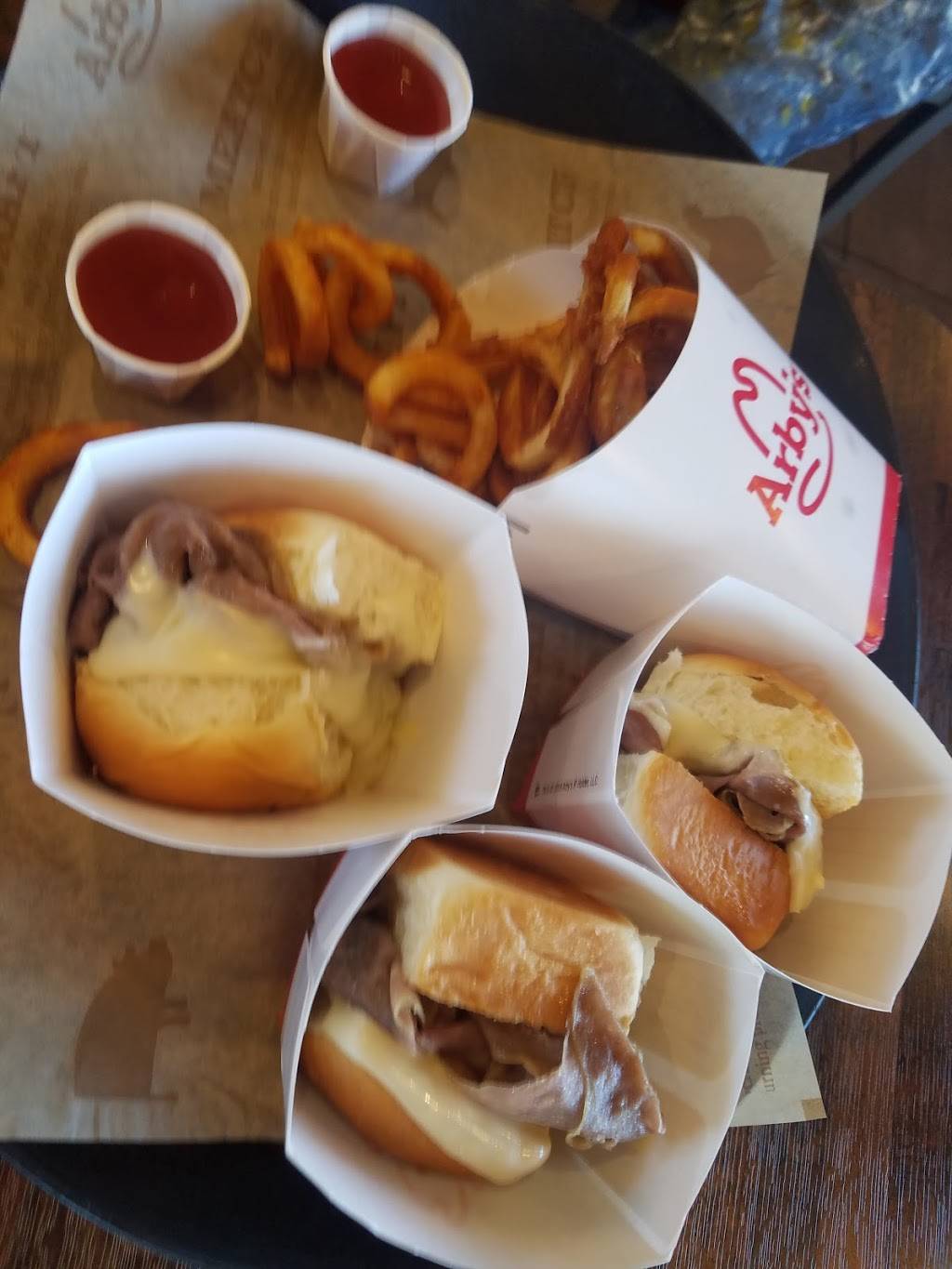 Arbys | restaurant | 10273 1300 E, Sandy, UT 84094, USA | 8015721577 OR +1 801-572-1577