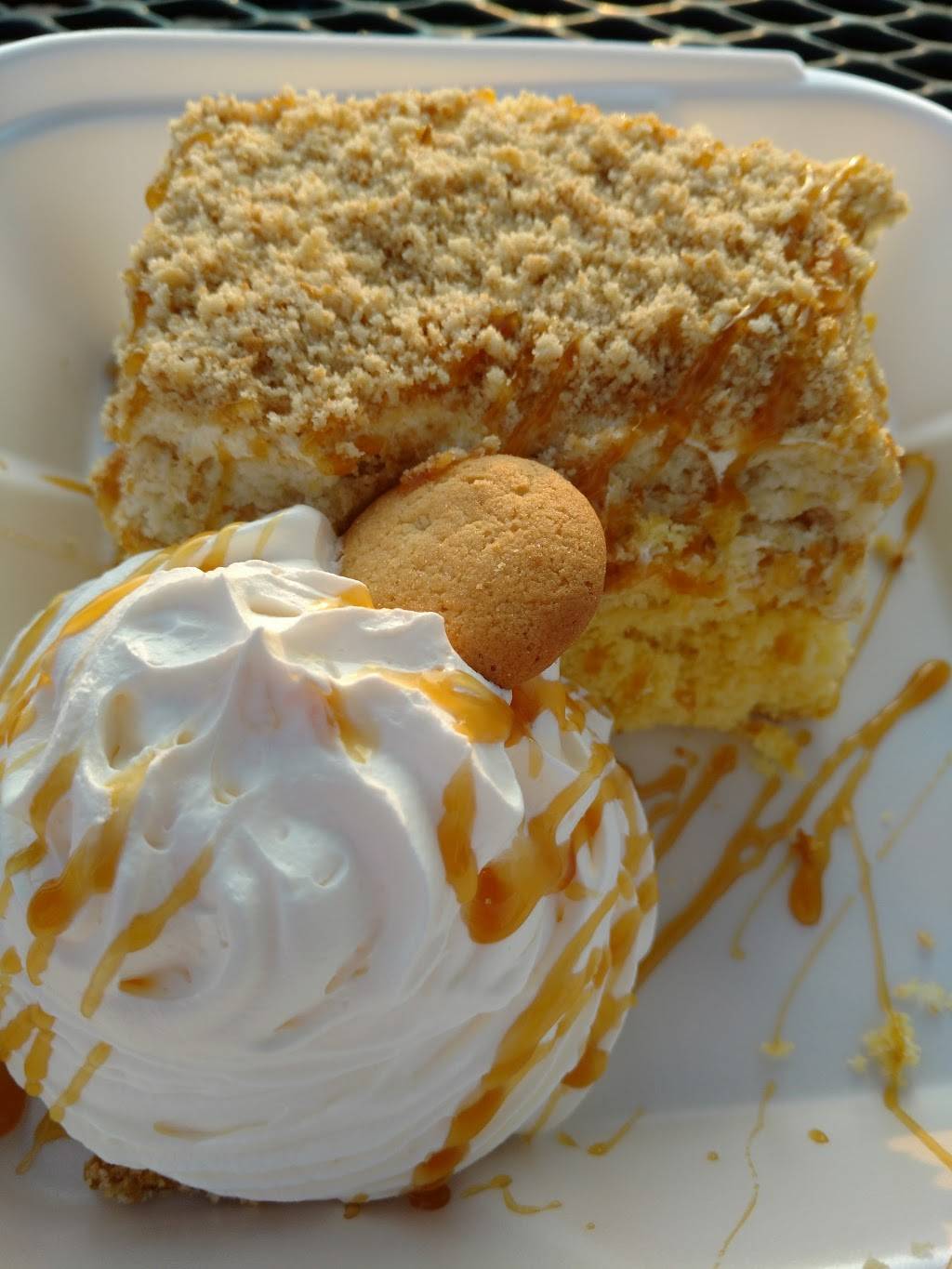 When Pigs Fly BBQ Pit | restaurant | 8254 1st St, Westfield, NY 14787, USA | 7163262017 OR +1 716-326-2017