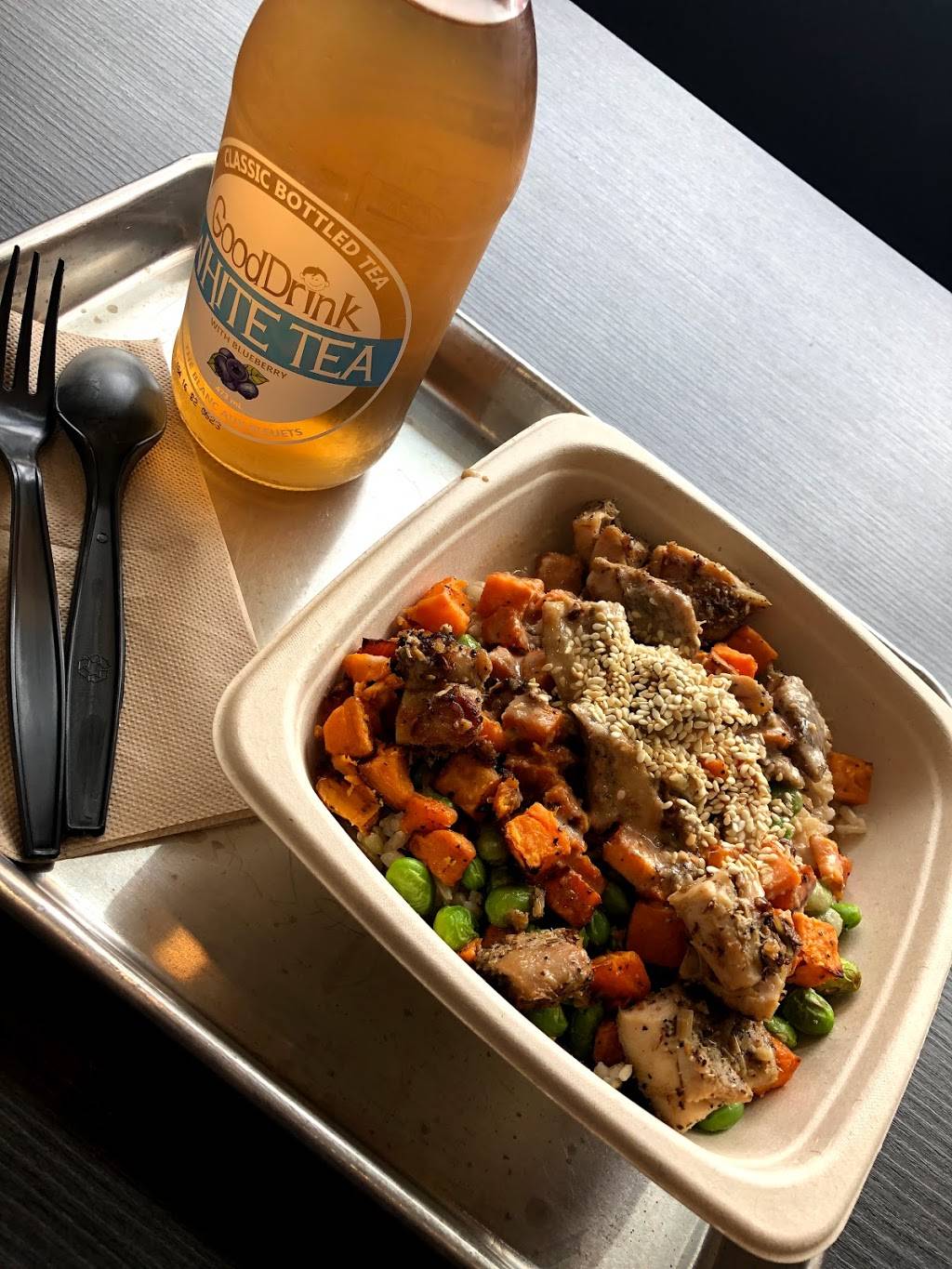 Basil Box | restaurant | 410 Bathurst St Unit 114, Toronto, ON M5T 2S6, Canada | 4169251000 OR +1 416-925-1000