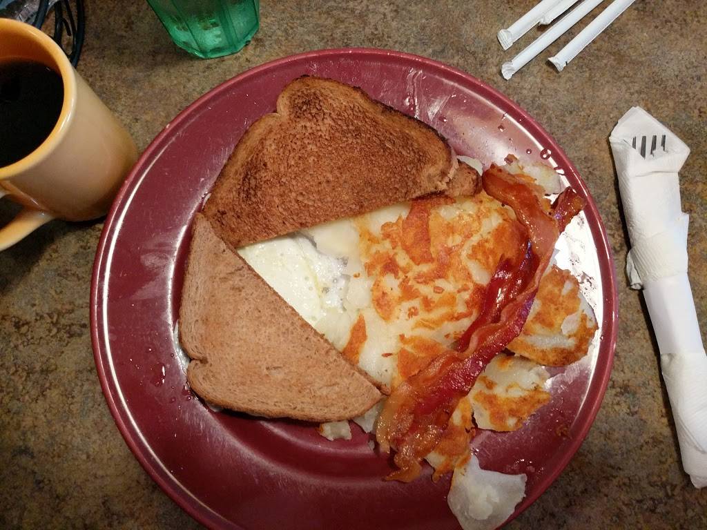 Top of the Viaduct Restaurant & Catering | cafe | 607 Lincoln Way E W, Massillon, OH 44647, USA | 3308328292 OR +1 330-832-8292