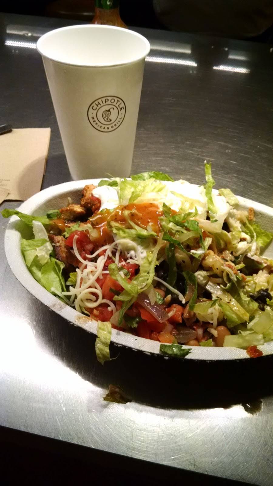 Chipotle Mexican Grill | restaurant | 1030 Main St Ste 5, Waltham, MA 02451, USA | 7818994937 OR +1 781-899-4937