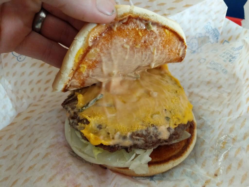 Fosters Freeze | restaurant | 78 Serra Way, Milpitas, CA 95035, USA | 4082624272 OR +1 408-262-4272