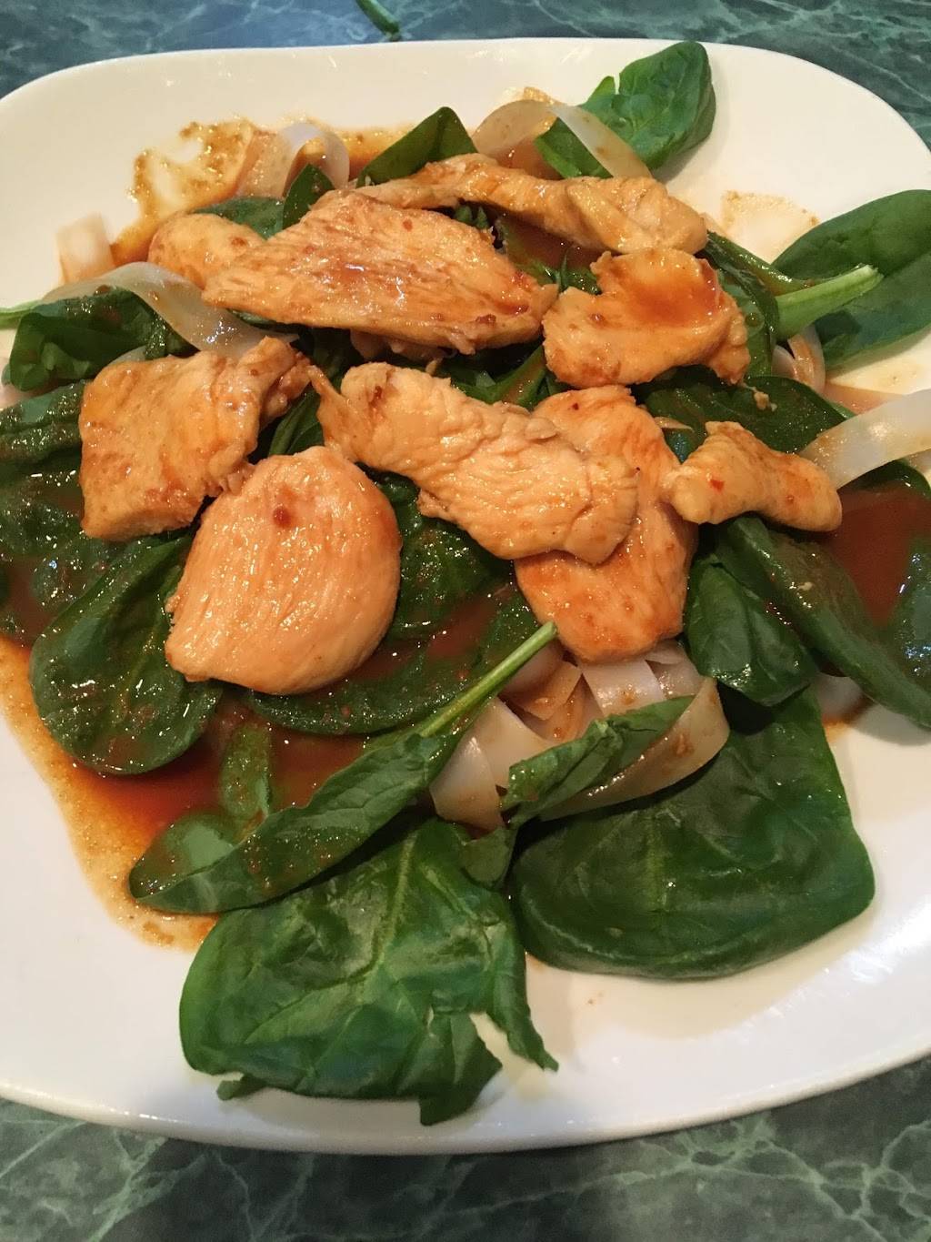 Big Mama Chims Noodle House | restaurant | 905 Alley A, Columbia, MO 65201, USA | 5737773108 OR +1 573-777-3108