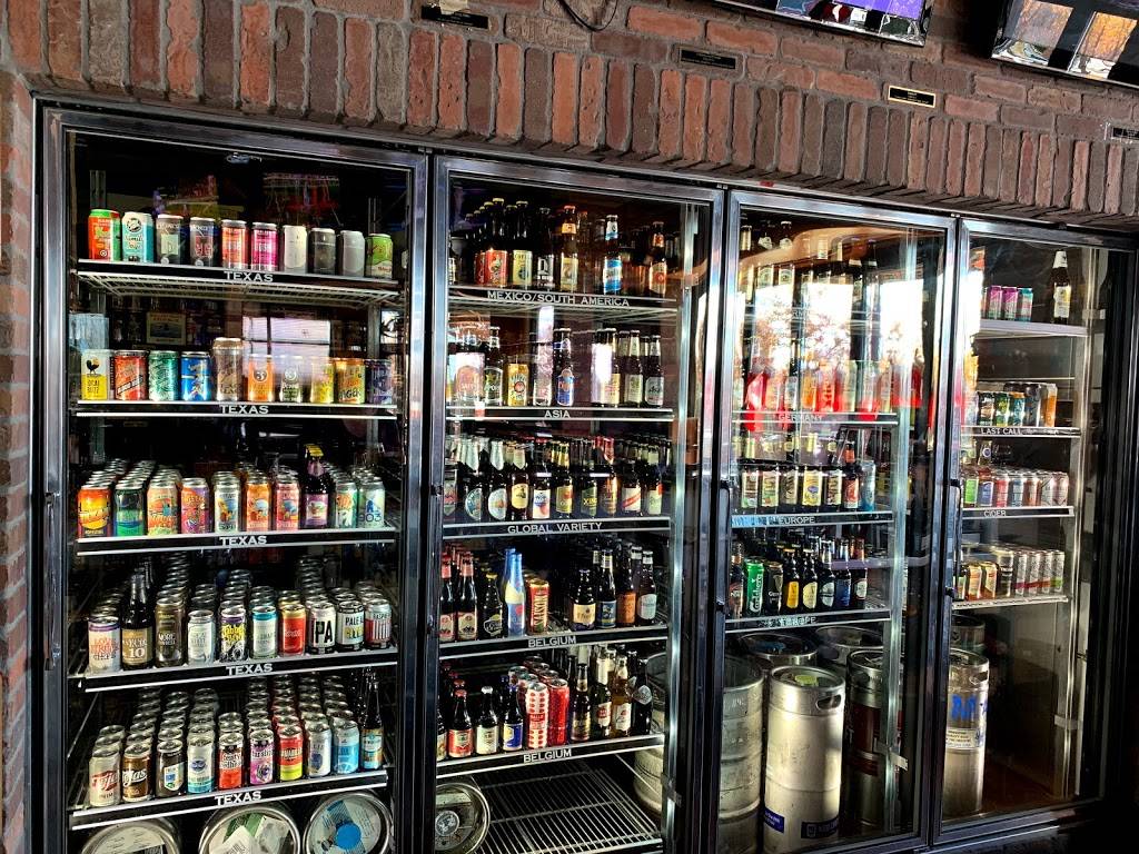 Beer & Brats | restaurant | 5005 S Cooper St #183, Arlington, TX 76017, USA | 8176181450 OR +1 817-618-1450