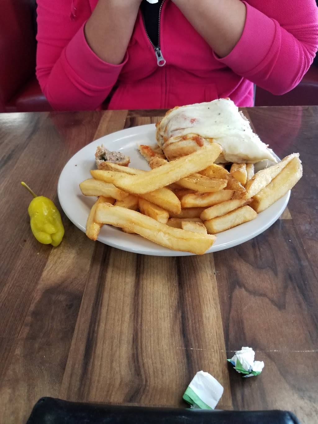 Steer-In | restaurant | 5130 E 10th St, Indianapolis, IN 46219, USA | 3173560996 OR +1 317-356-0996