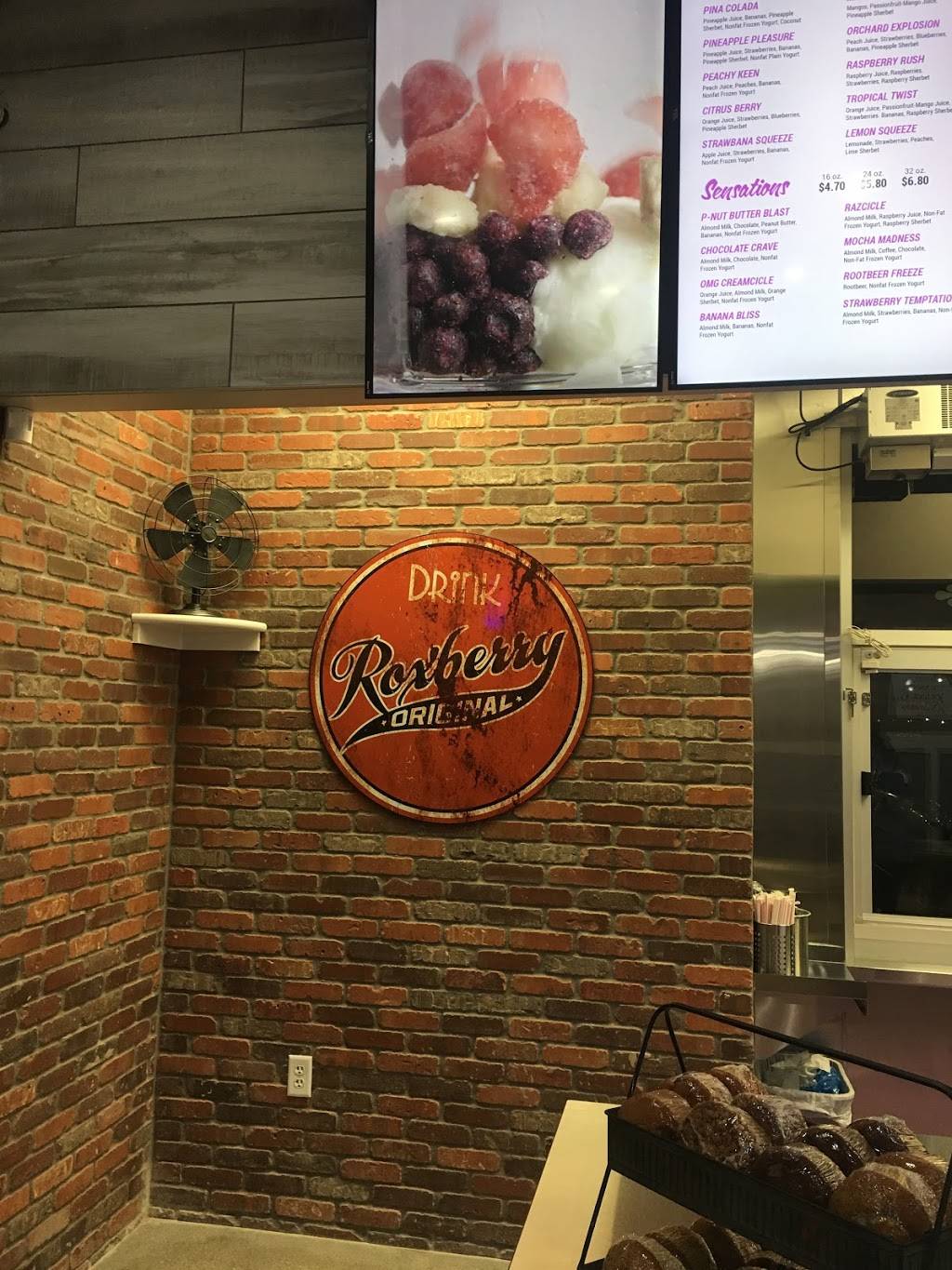 Roxberry Juice Co. | restaurant | 7612 Campus View Dr #110, West Jordan, UT 84084, USA | 3856955977 OR +1 385-695-5977