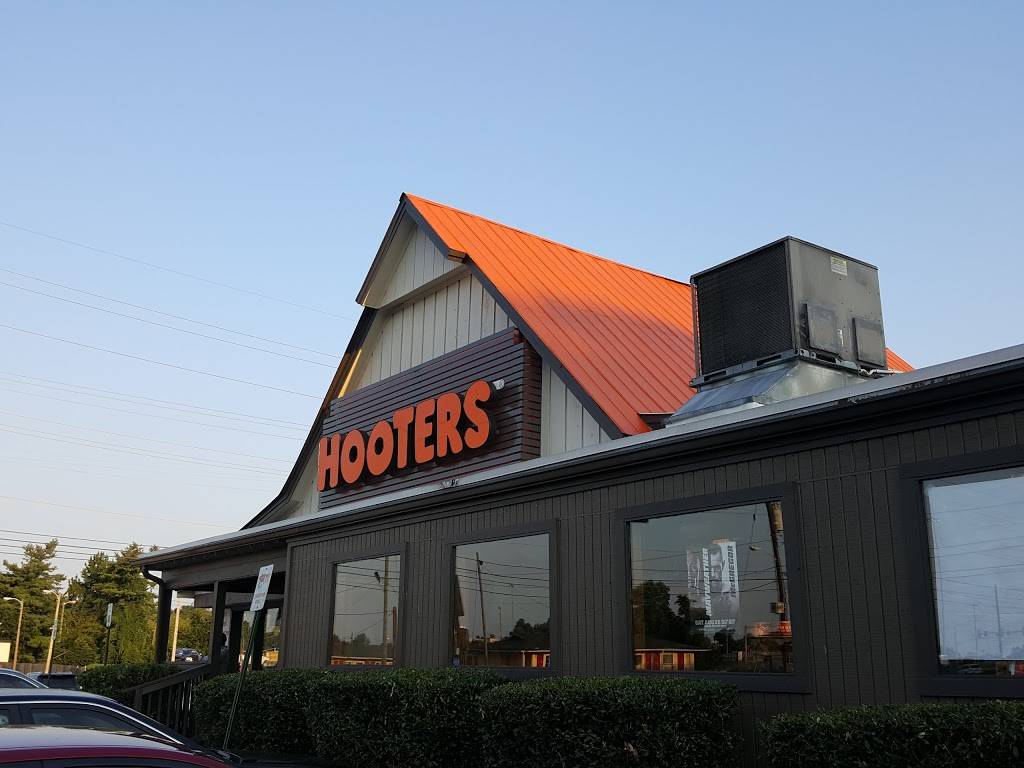 Hooters | meal takeaway | 217 Largo Dr, Nashville, TN 37211, USA | 6153310842 OR +1 615-331-0842