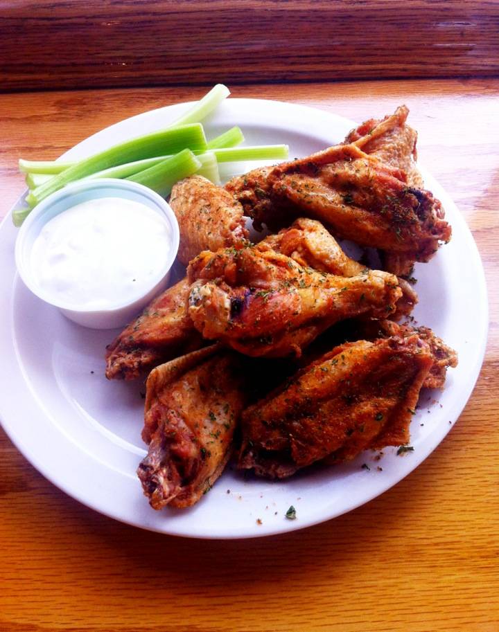 The Dizz | restaurant | 300 W 30th St, Baltimore, MD 21211, USA | 4438695864 OR +1 443-869-5864