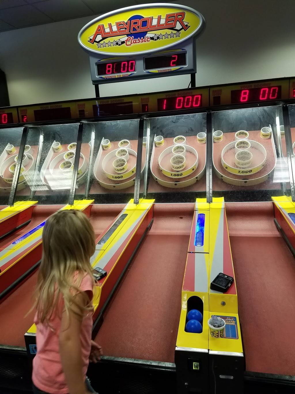 Chuck E. Cheese | restaurant | 10510 Metcalf Ln, Overland Park, KS 66202, USA | 9136488848 OR +1 913-648-8848