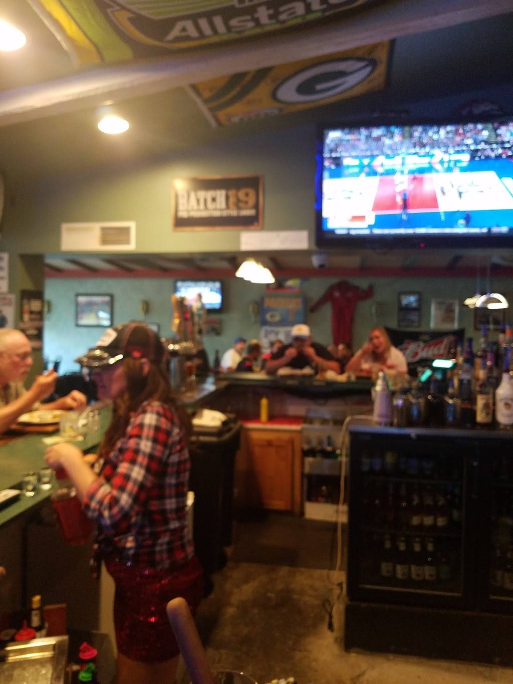 Lincoln Street Sports Bar | restaurant | 191 Lincoln St, Elkhart Lake, WI 53020, USA | 9208764900 OR +1 920-876-4900
