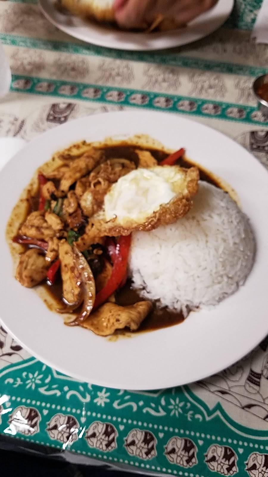 Uptown Thai Market | restaurant | 4817 Ross Ave, Dallas, TX 75204, USA | 4693340434 OR +1 469-334-0434