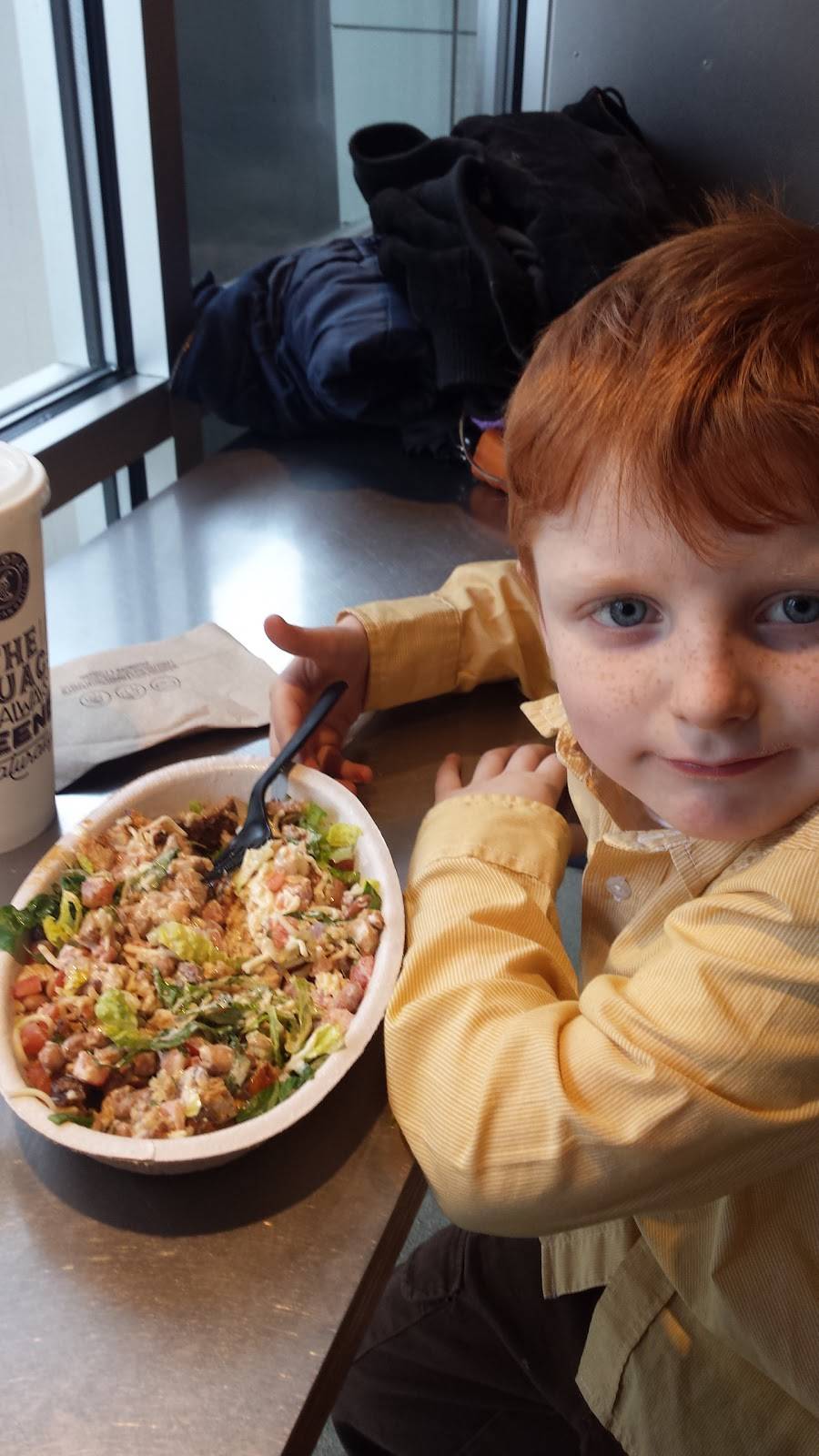 Chipotle Mexican Grill | restaurant | 6 E Washington St Ste 100, Indianapolis, IN 46204, USA | 3176535098 OR +1 317-653-5098