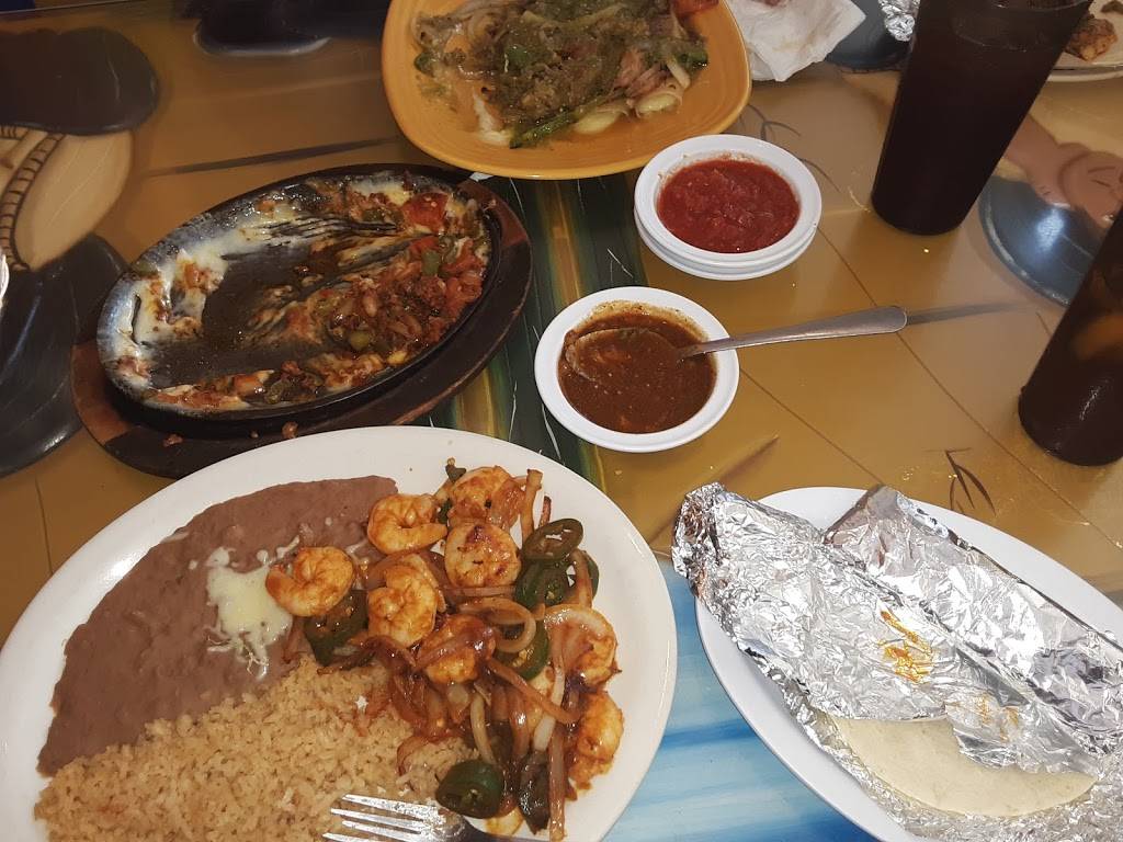 Los Reyes Mexican Restaurant | restaurant | 7712 US-51, Millington, TN 38053, USA | 9018732200 OR +1 901-873-2200