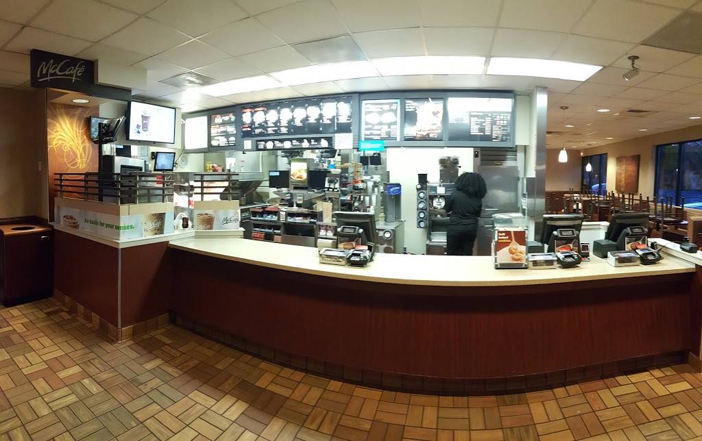 McDonalds | cafe | 4435 Lyndale Ave N, Minneapolis, MN 55412, USA | 6125211200 OR +1 612-521-1200