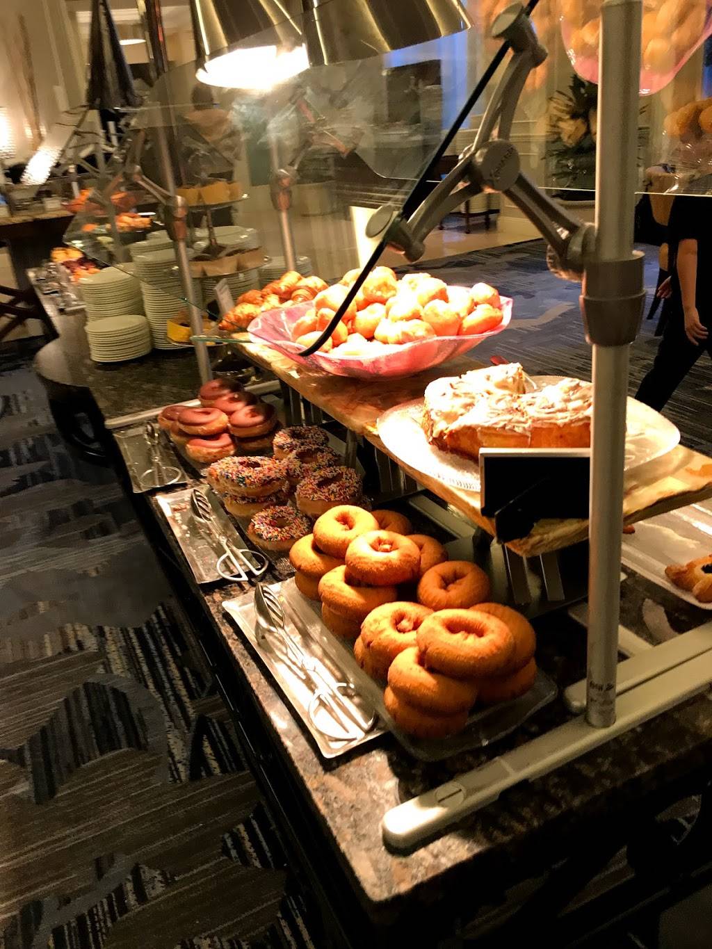 Oscars Brasserie | restaurant | 14200 Bonnet Creek Resort Ln c, Orlando, FL 32821, USA | 4075975400 OR +1 407-597-5400