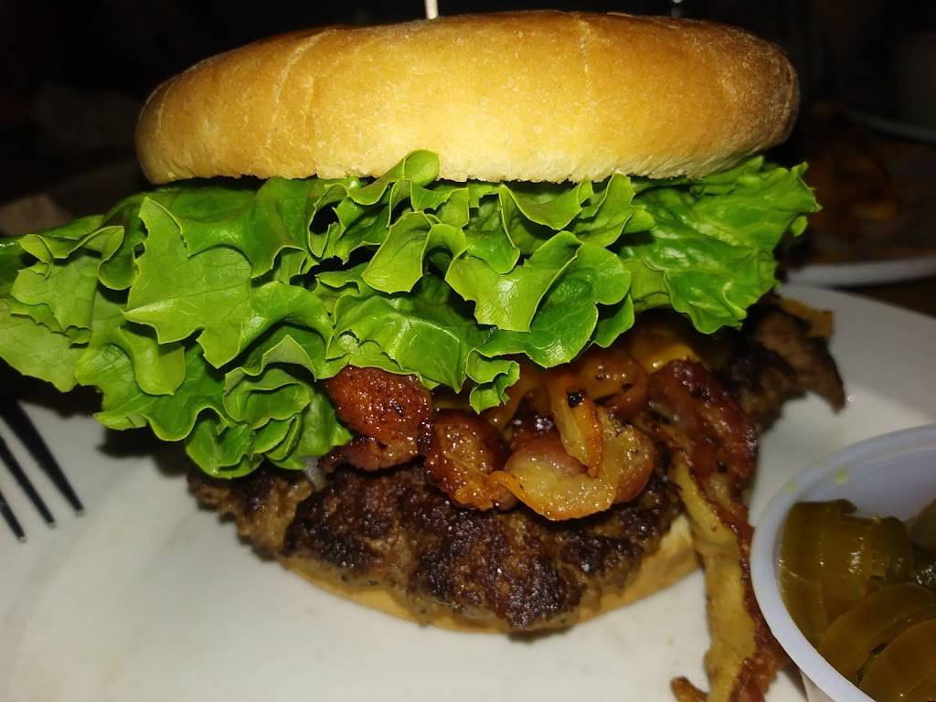 The Branford Gathering | restaurant | 116 Suwannee Ave, SW Suwannee Ave, Branford, FL 32008, USA | 3869350076 OR +1 386-935-0076