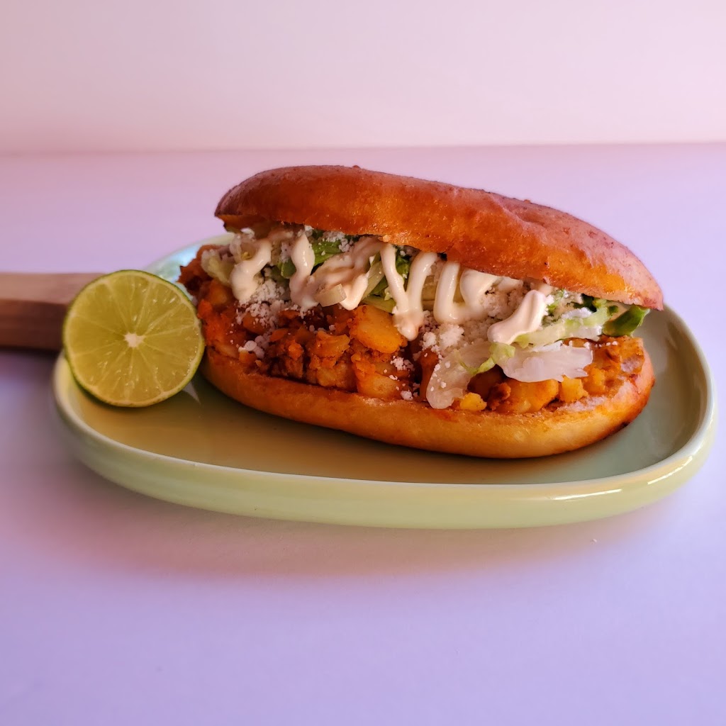 Machetes Flor de Maria | restaurant | 5231 Steve St, Jurupa Valley, CA 92509, USA | 9515026363 OR +1 951-502-6363