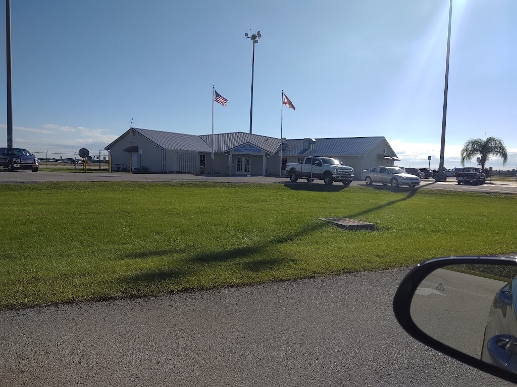 Landing Strip Cafe | restaurant | 2800 NW 20th Trail, Okeechobee, FL 34972, USA | 8634676828 OR +1 863-467-6828