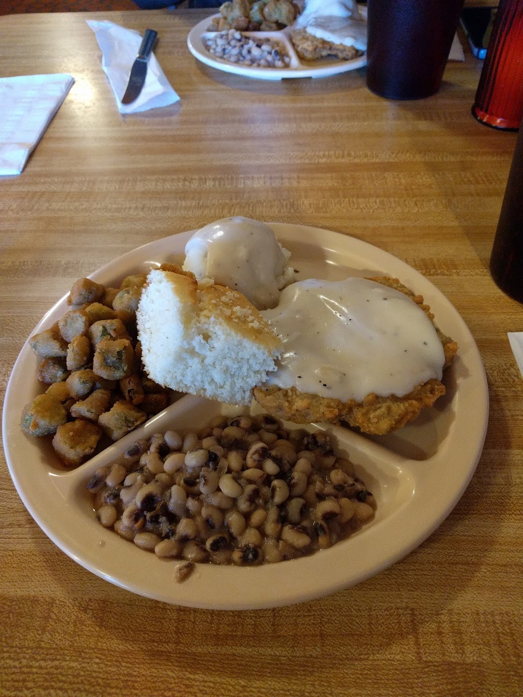 Cardinal Cafe | cafe | 2735 Cash Rd SW, Camden, AR 71701, USA | 8702314055 OR +1 870-231-4055