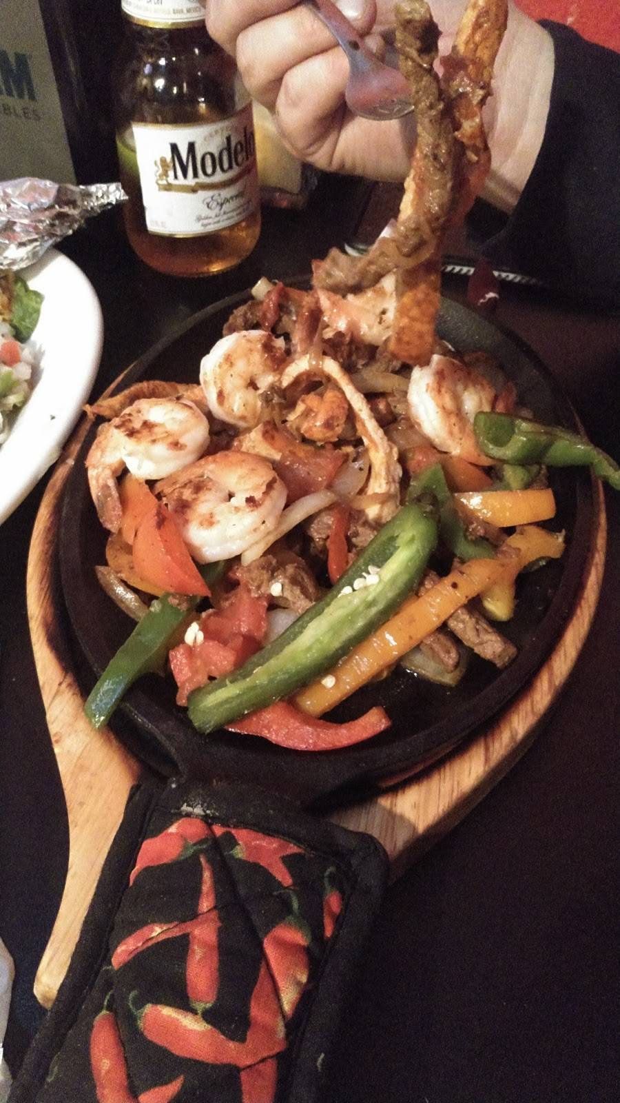 El Tarasco Taqueria & Restaurant | restaurant | 2125 Popps Ferry Rd, Biloxi, MS 39532, USA | 2289677795 OR +1 228-967-7795