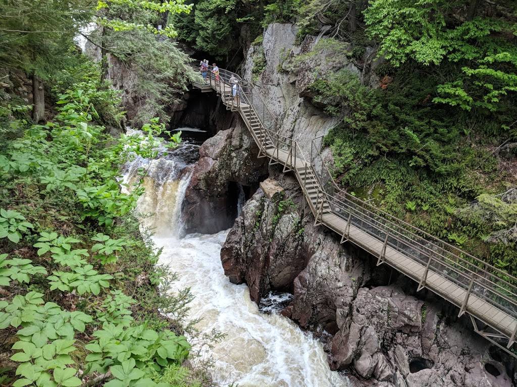 High Falls Gorge | cafe | 4761 NY-86, Wilmington, NY 12997, USA | 5189462278 OR +1 518-946-2278