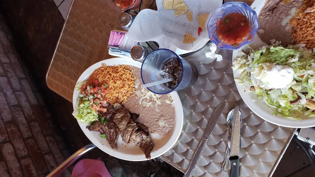 Alejandra’s Restaurant | restaurant | 314 W Main St, Visalia, CA 93291, USA | 5596363215 OR +1 559-636-3215