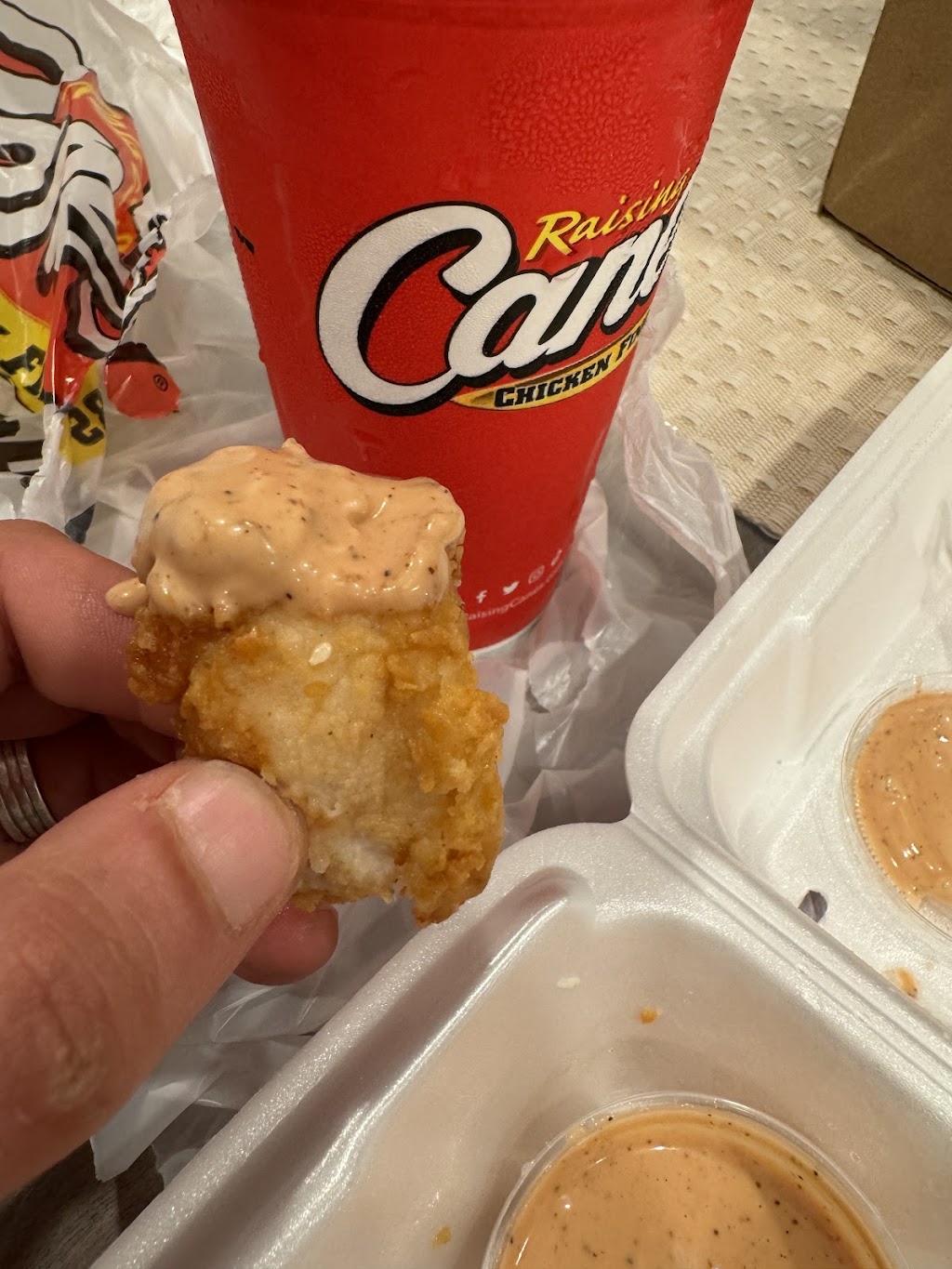 Raising Canes Chicken Fingers | restaurant | 1420 Golf Rd, Rolling Meadows, IL 60008, USA | 8472270170 OR +1 847-227-0170