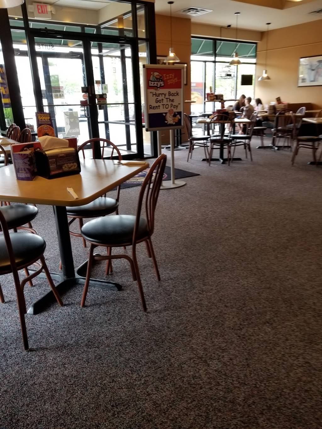 Izzys Beechmont | restaurant | 7625 Beechmont Ave, Cincinnati, OH 45255, USA | 5132315550 OR +1 513-231-5550