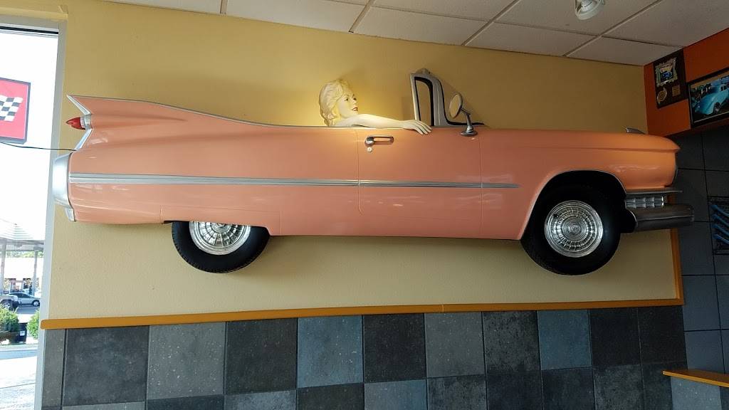 A&w All-American Food | restaurant | 3110 Wheeling Ave, Muncie, IN 47303, USA | 7657470557 OR +1 765-747-0557