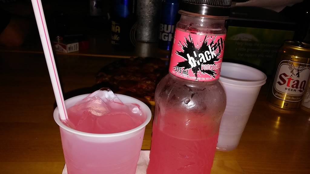 On the Rox Pub & Grub | restaurant | 4728 US-40, Altamont, IL 62411, USA | 6184839655 OR +1 618-483-9655